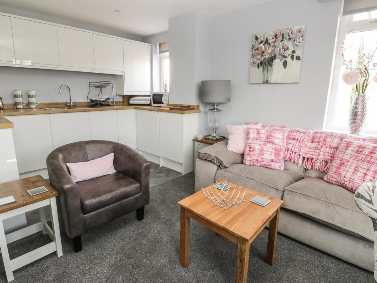 Manor Heath Apartment 4 Скарборо Экстерьер фото
