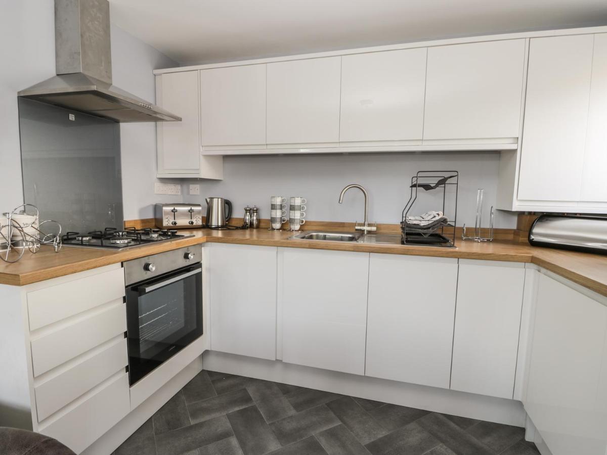 Manor Heath Apartment 4 Скарборо Экстерьер фото