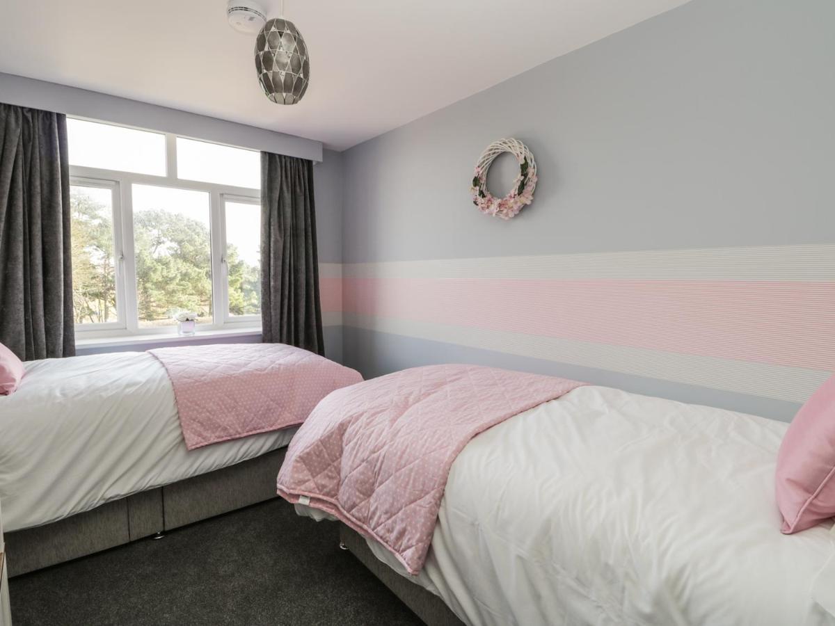 Manor Heath Apartment 4 Скарборо Экстерьер фото